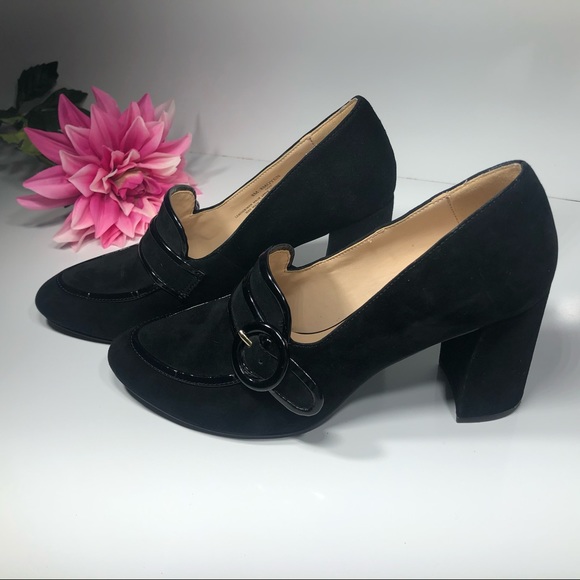 Isaac Mizrahi black Gene suede loafer size 8
(B 5) - Picture 3 of 14